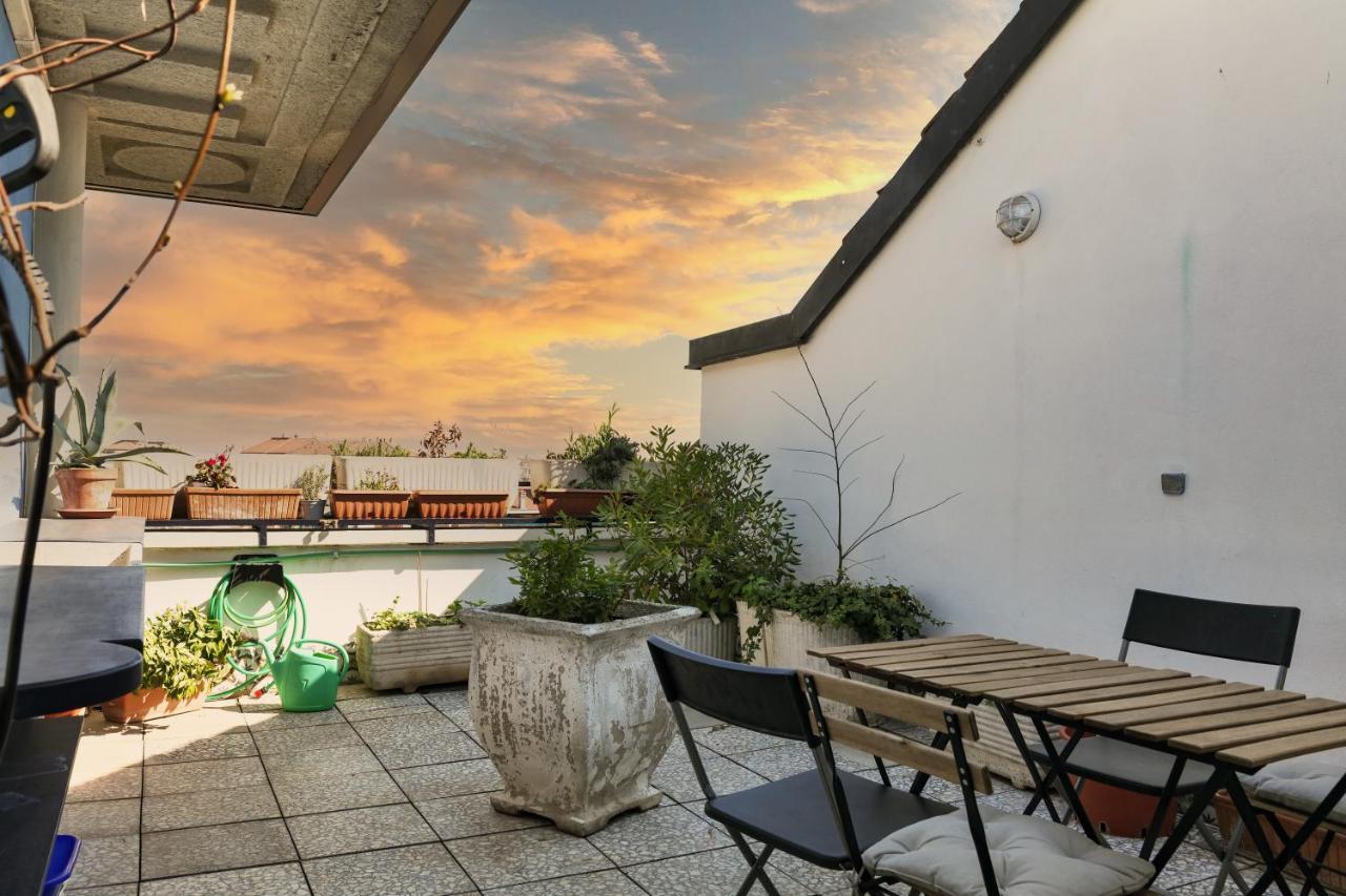 Primopiano - Ponzio Apartment Milan Bagian luar foto