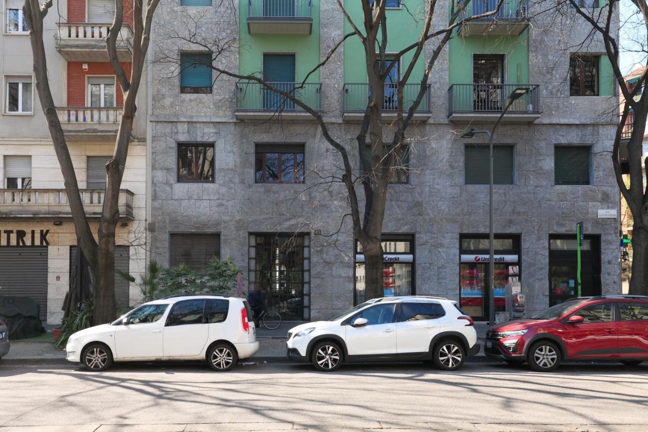 Primopiano - Ponzio Apartment Milan Bagian luar foto