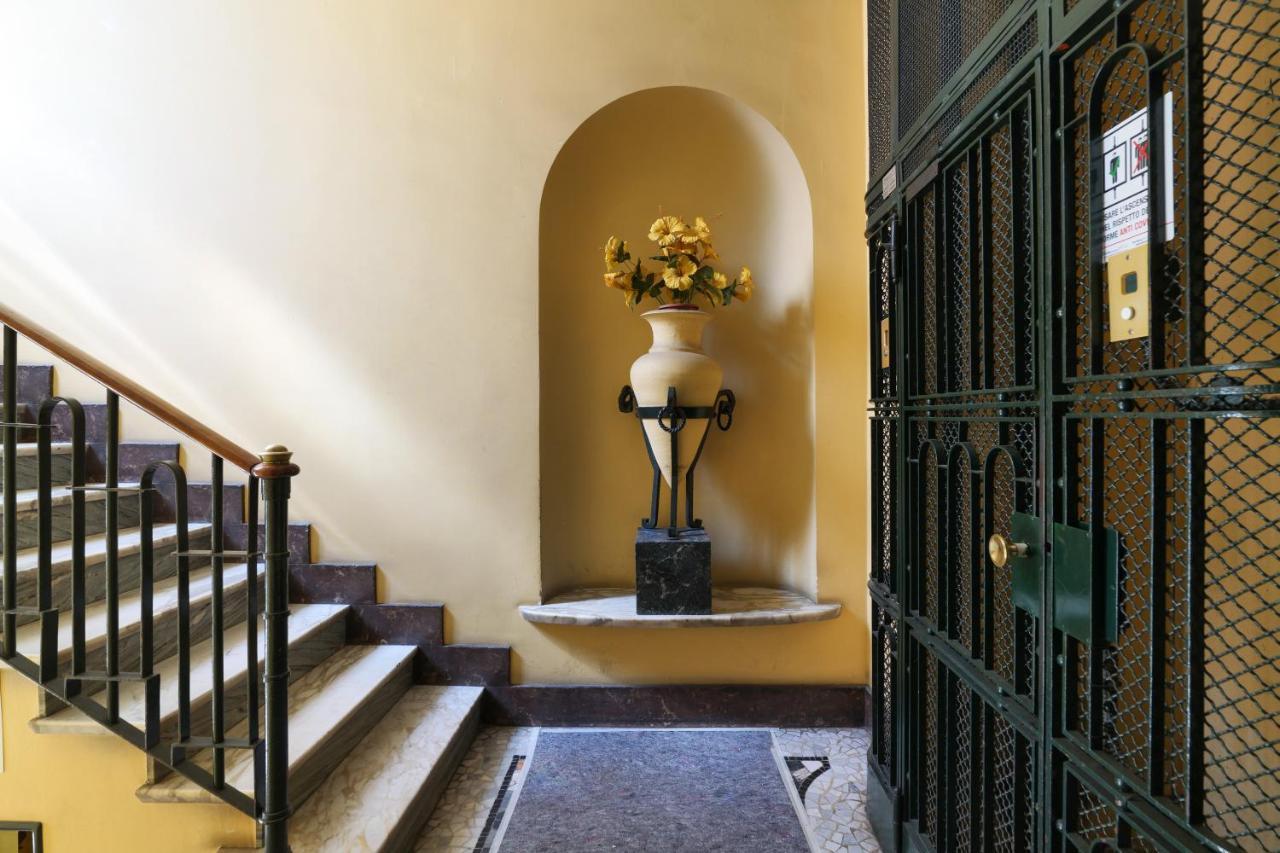 Primopiano - Ponzio Apartment Milan Bagian luar foto